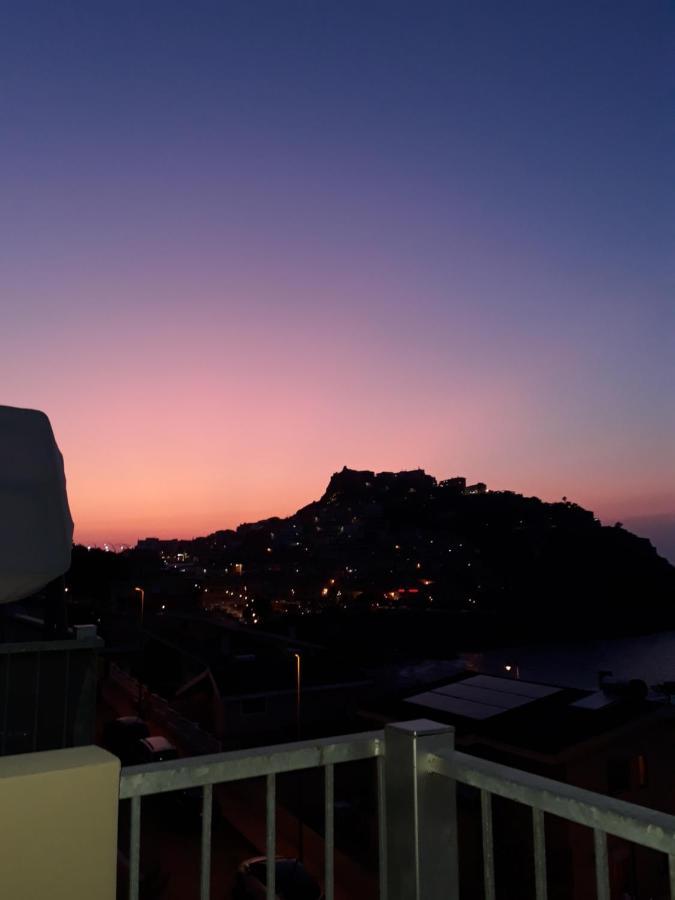 Barbara'S House - Sardinia Apartment กัสเตลซาร์โด ภายนอก รูปภาพ