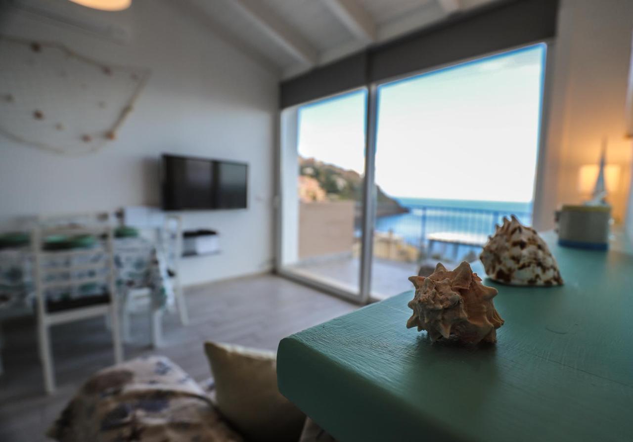 Barbara'S House - Sardinia Apartment กัสเตลซาร์โด ภายนอก รูปภาพ